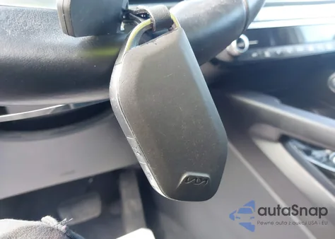 2024 Kia Telluride Lx z USA, uszkodzony, nr VIN 5XYP24GC4RG455330